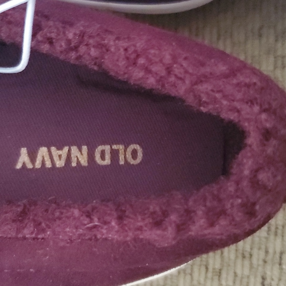 Old Navy Slip Ons - Picture 6 of 7